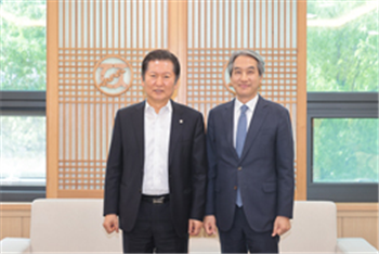 [일반동정]&nbsp;정청래 국회 법사위원장 접견 및 강연회 참석